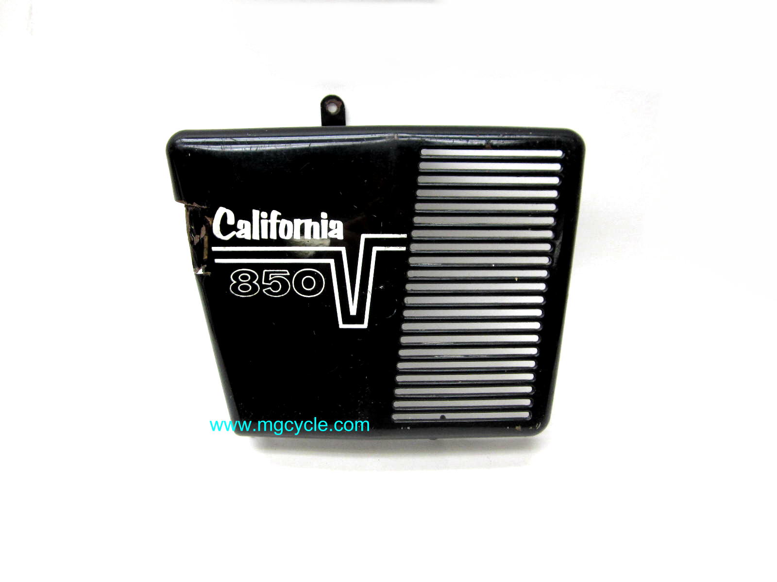 USED: 850 California right side battery cover, cut