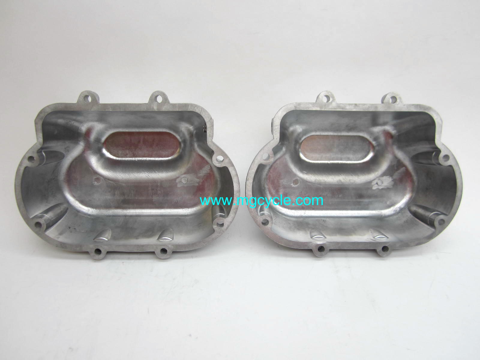 Valve cover set, V7 Sport, 750S, 850T, with vent holes
