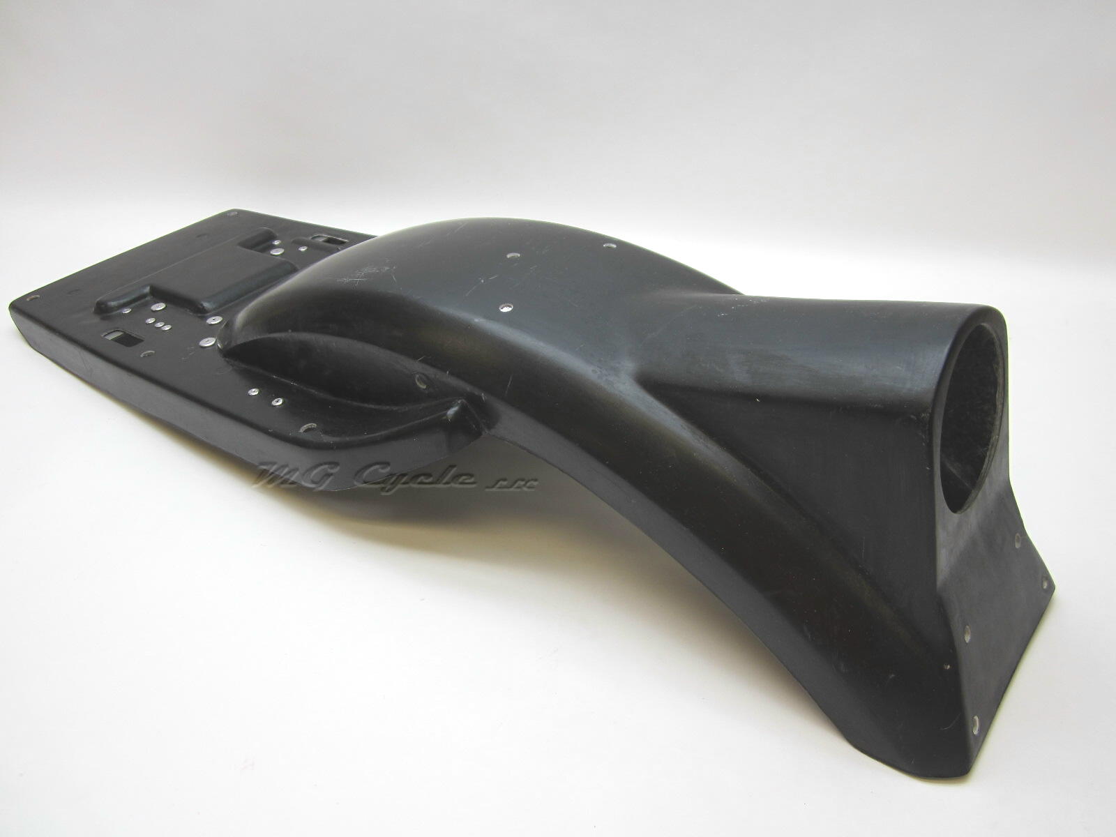 Rear fender, seat base, tail light mount, 850 LeMans series 1 - Click Image to Close