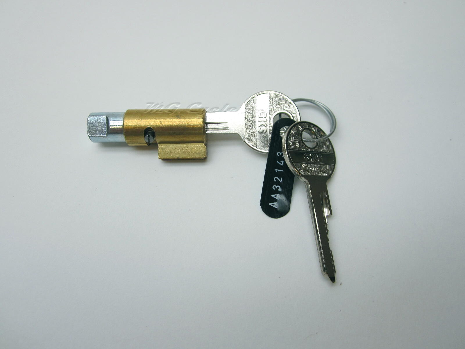 Fork lock with 2 keys LM 4/5 1000S V50 III Monza V65s GU19782520 - Click Image to Close
