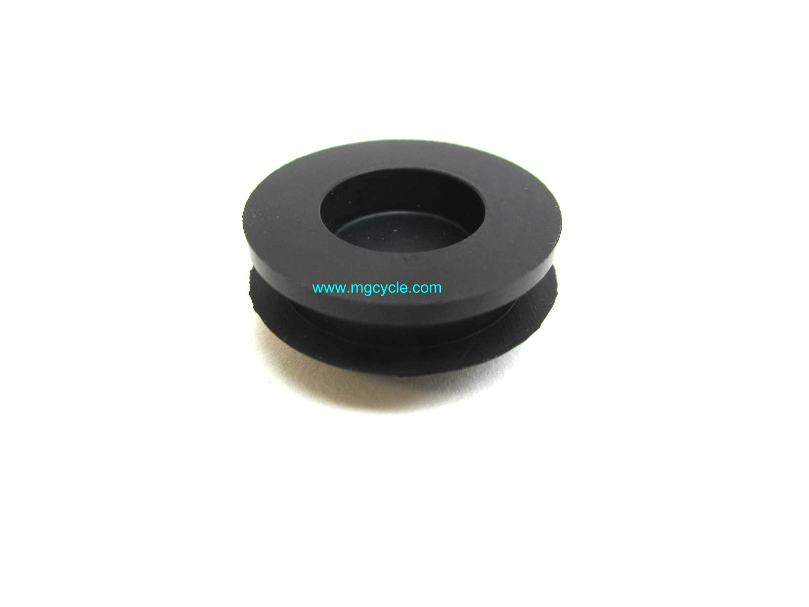 Rubber plug timing inspection flywheel view hole most all Guzzis - Click Image to Close