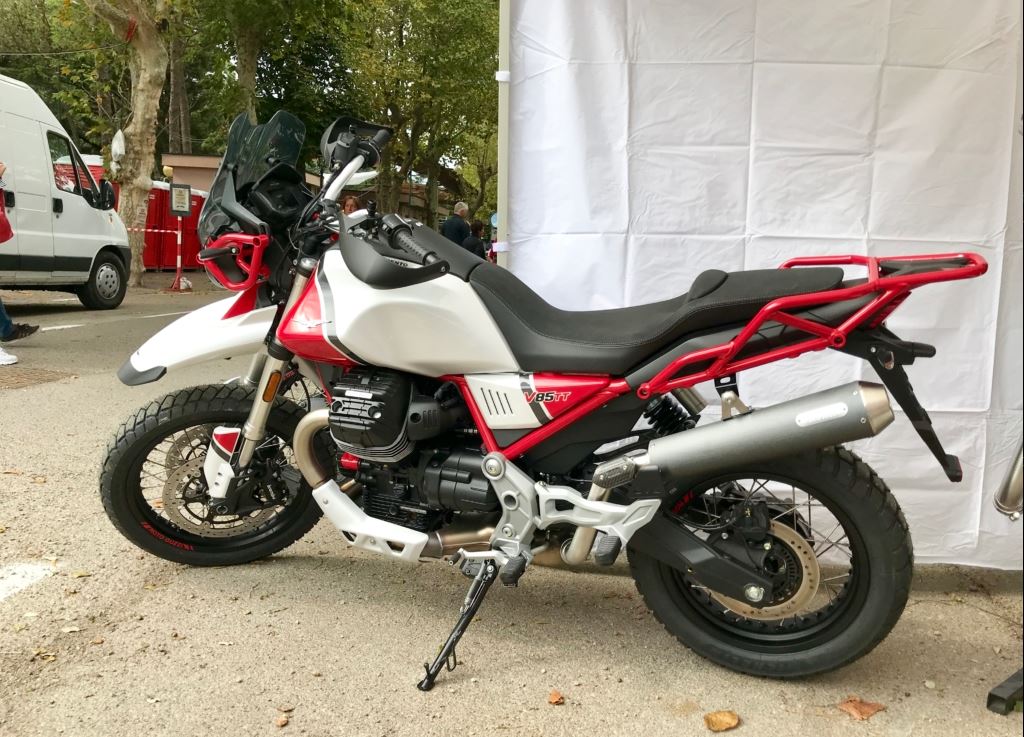 Mistral V85TT black stainless slip-on