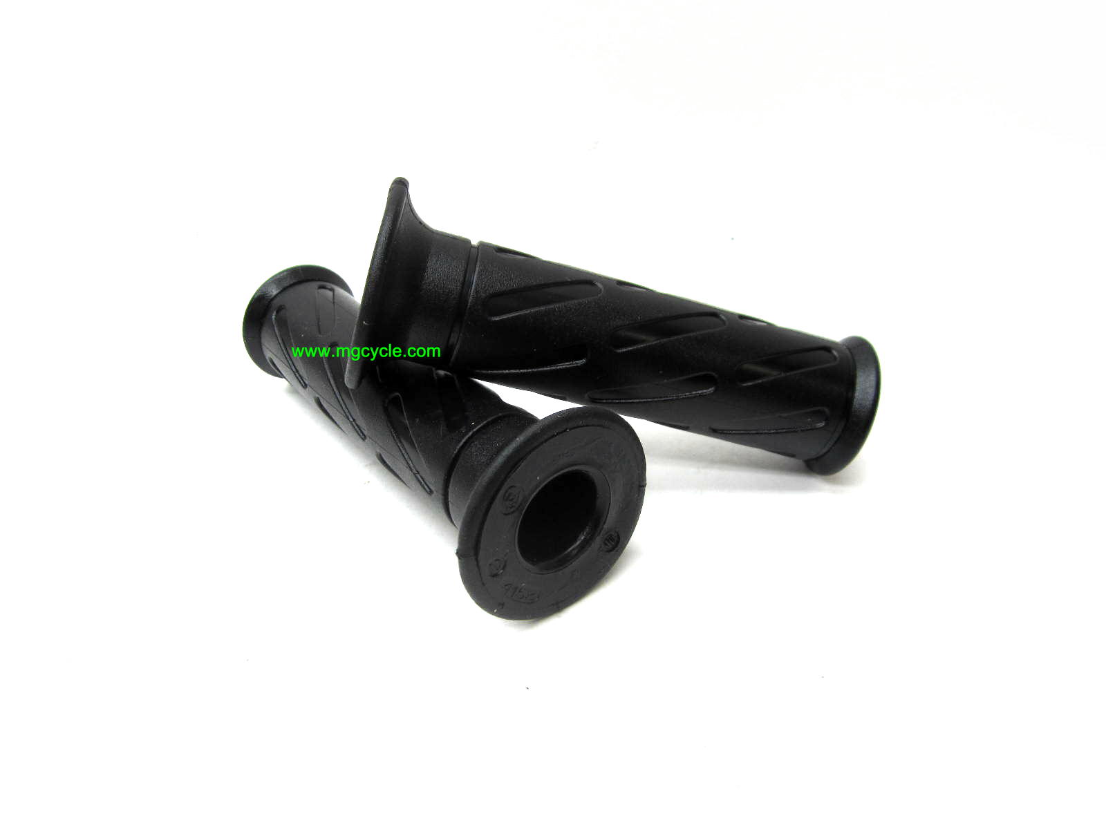 Italian Domino Strada Grips, black with open ends