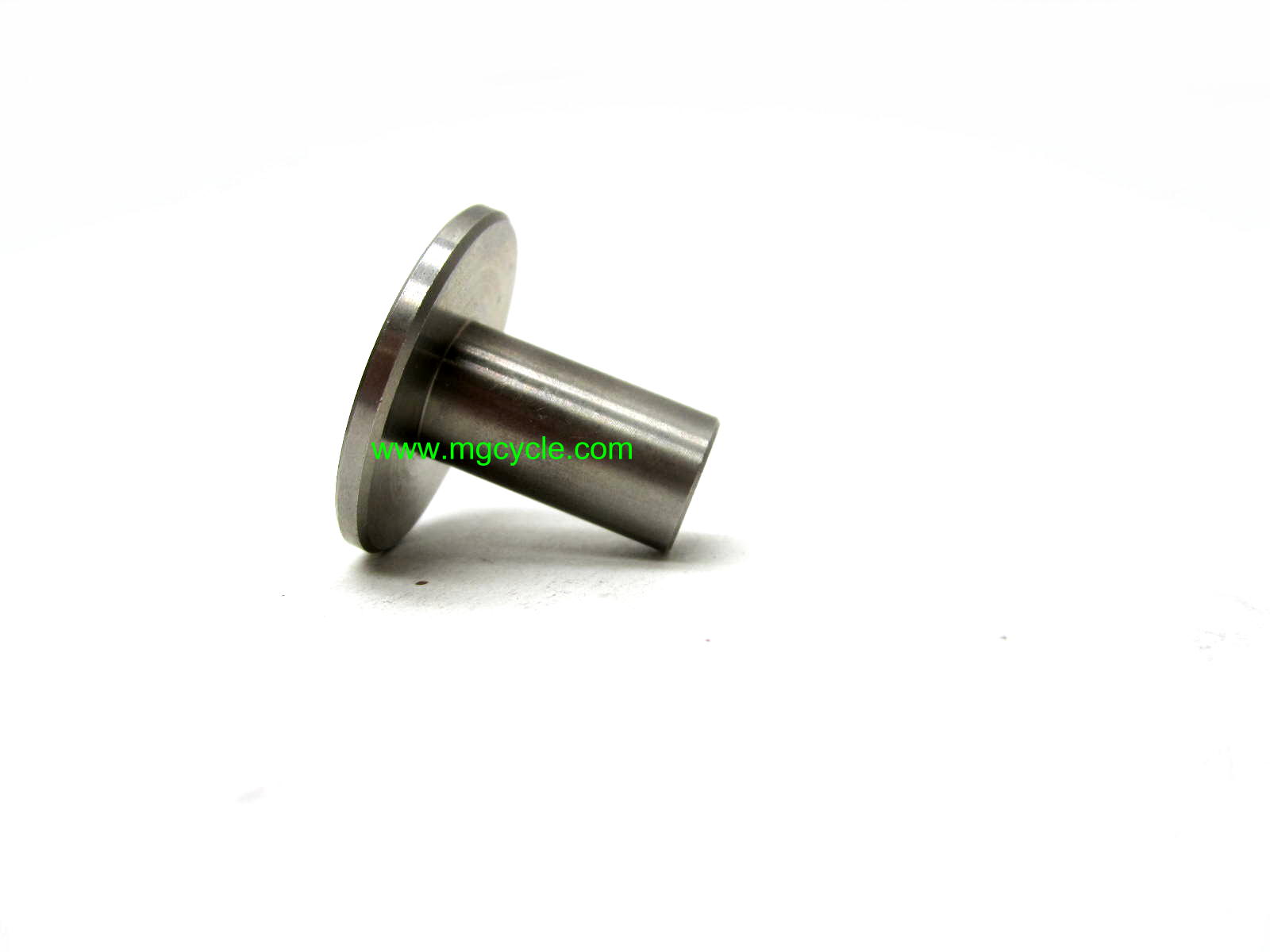 Metal block, V700 Amb Eld fuel tank bushing mount