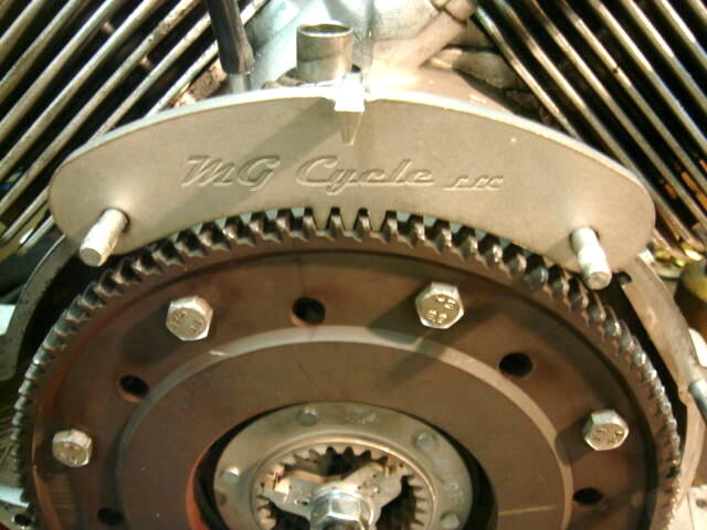 Flywheel or ring gear holding tool for Big Twin Guzzi GU12911801