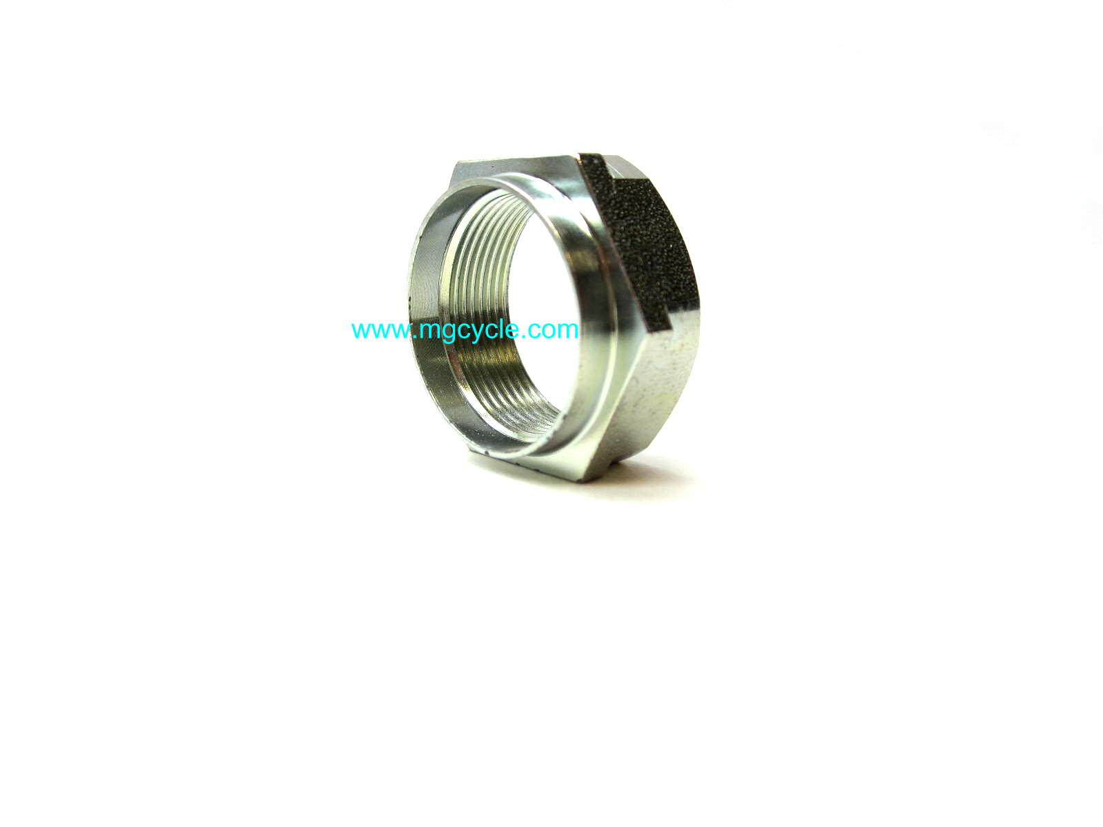 Output shaft securing nut can be used on input shaft GU14219310