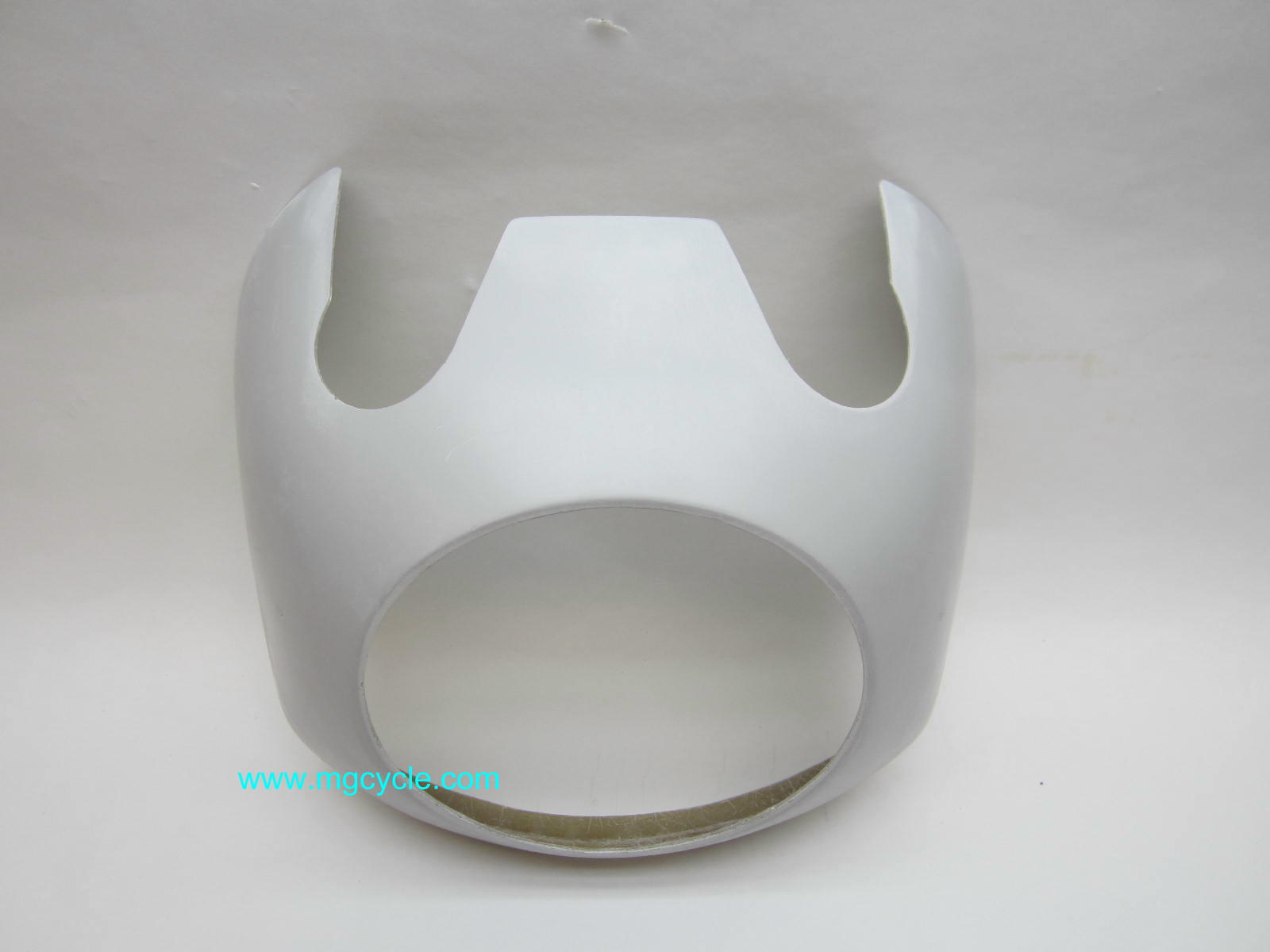 Fiberglass fairing cowling for 850 LeMans - Click Image to Close