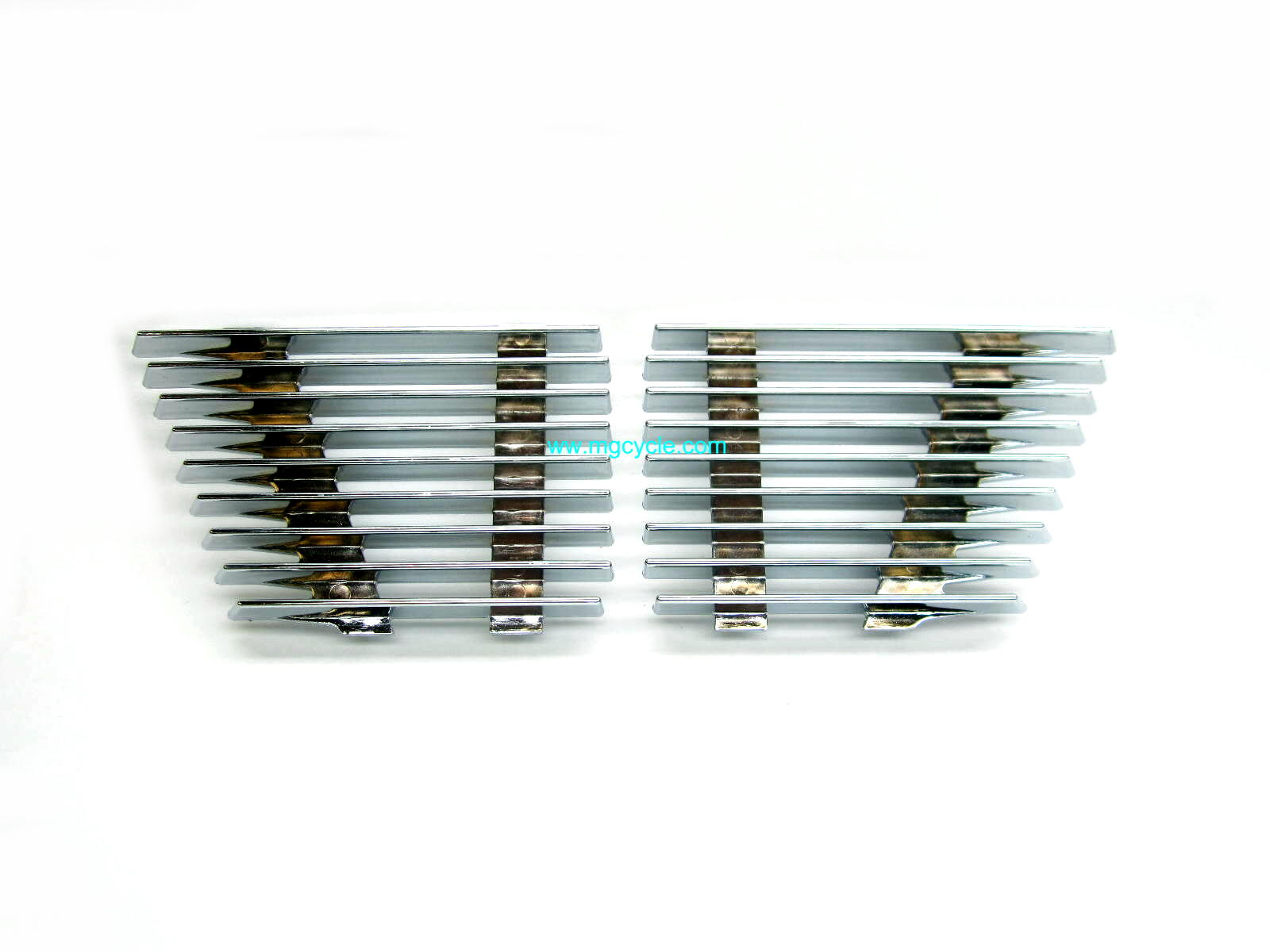 Chrome side cover grill set: Convert 850T3 1000SP V1000 G5 - Click Image to Close