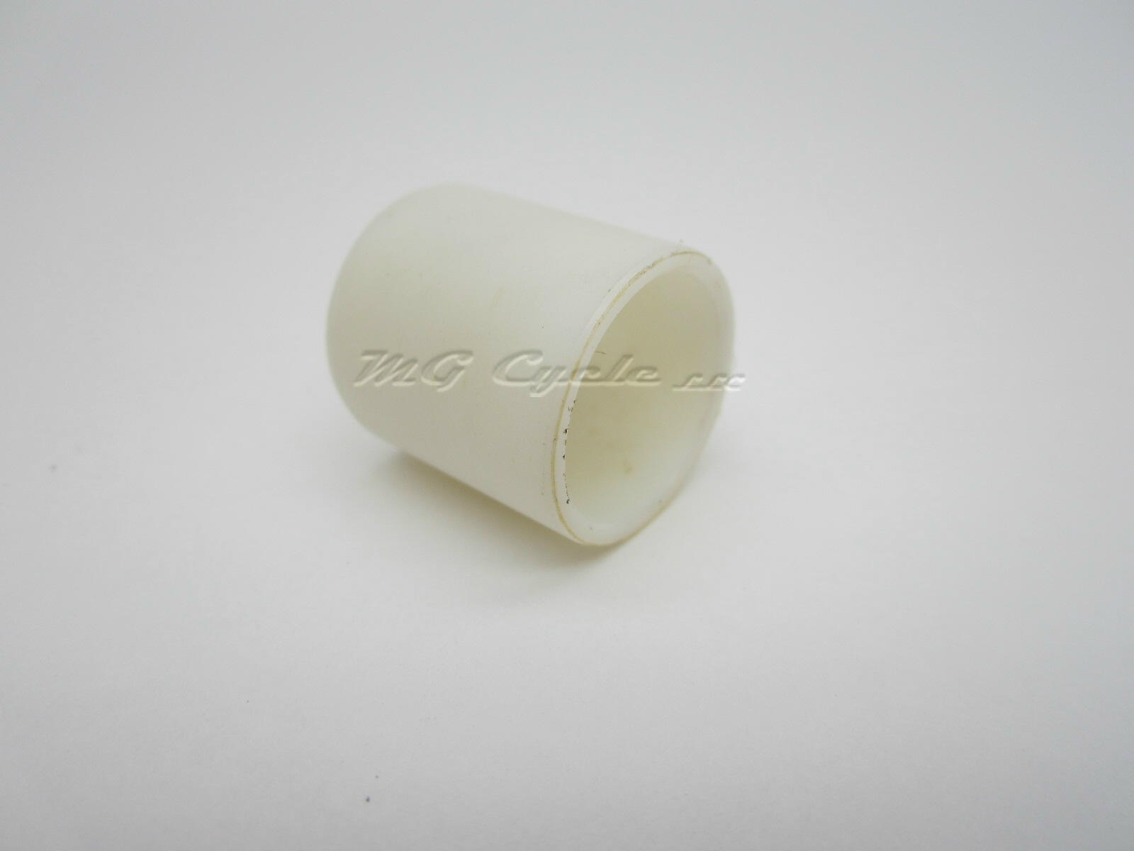 Plastic bush, short fat shift and brake lever bushing GU18252050 - Click Image to Close