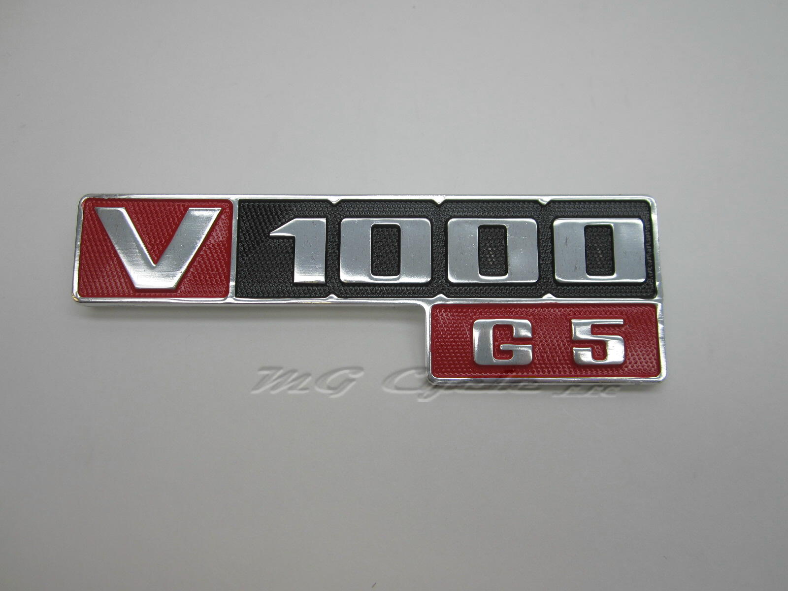 Side cover emblem, V1000 G5 GU18922001 - Click Image to Close