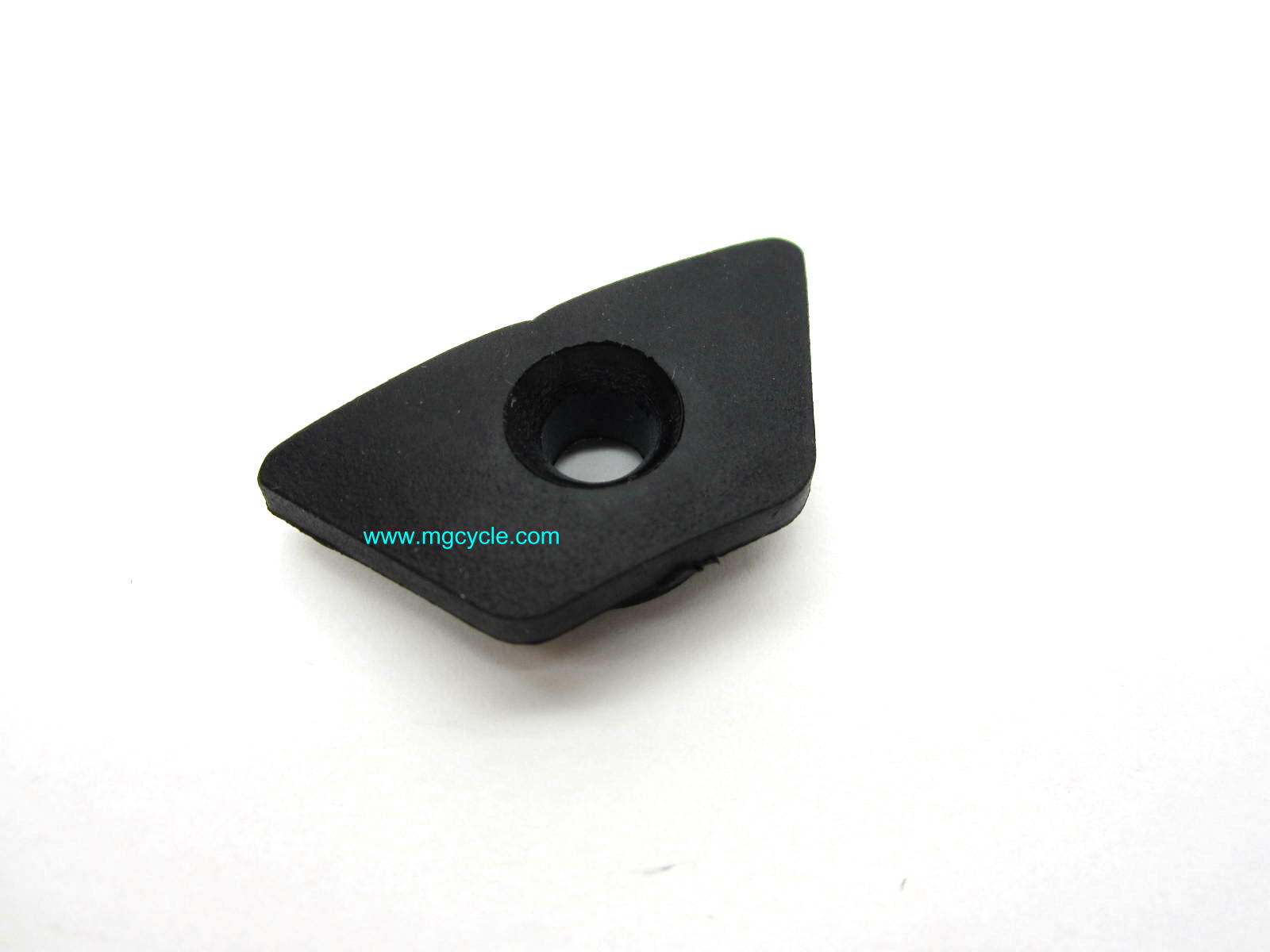 Side cover rubber bottom V65 V50 Monza LMIII, T5 left GU19478550 - Click Image to Close