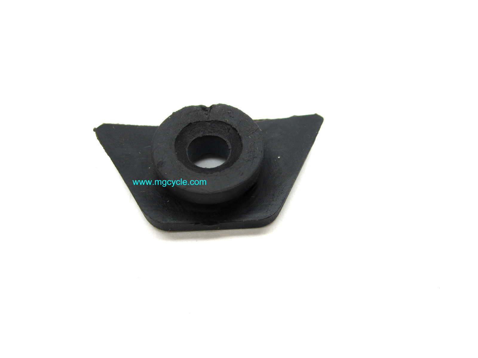 Side cover rubber bottom V65 V50 Monza LMIII, T5 left GU19478550 - Click Image to Close