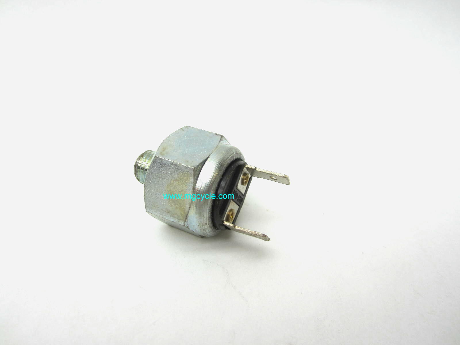 Brake light switch 850T V50 3 Disk Eldorado plug type 1.25 pitch