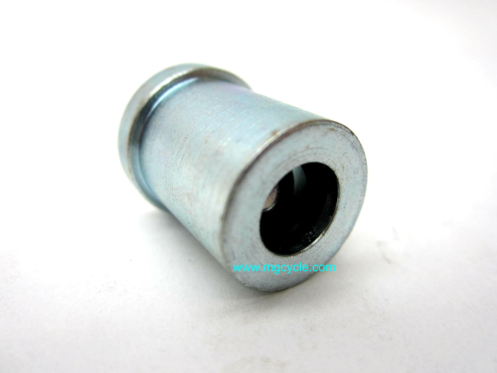 Breather check valve, many models 1975 to 2002 GU28150560