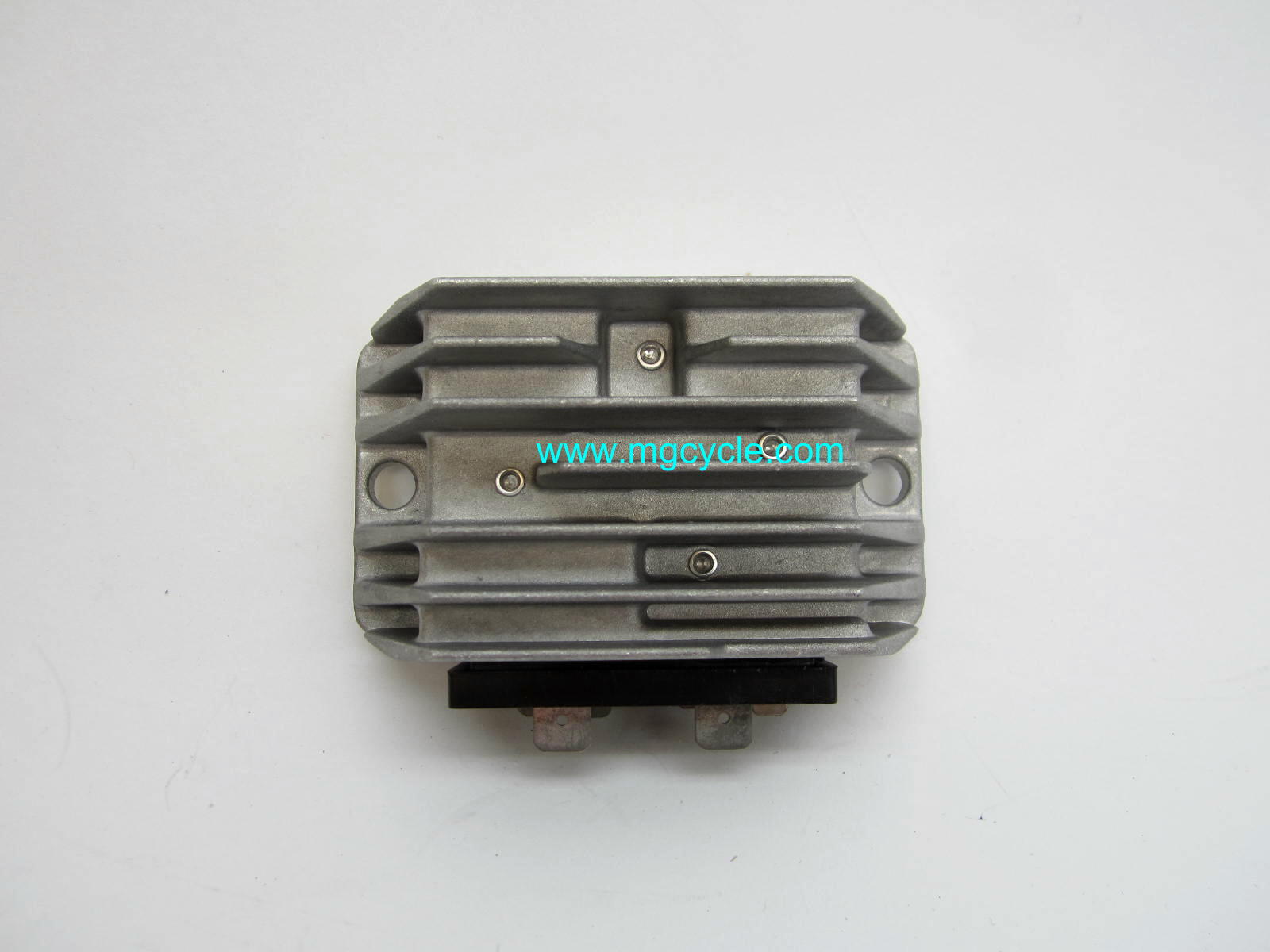 Voltage regulator Saprisa alternator '89-90 Cal3 SP3 Mille 1000S - Click Image to Close