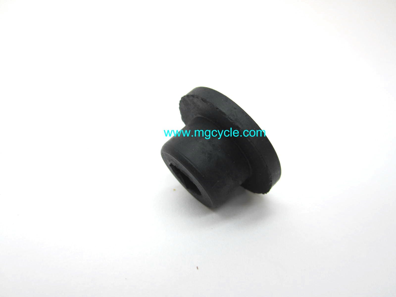 Rubber fuel tank bushing, Ambassador Eldorado V700