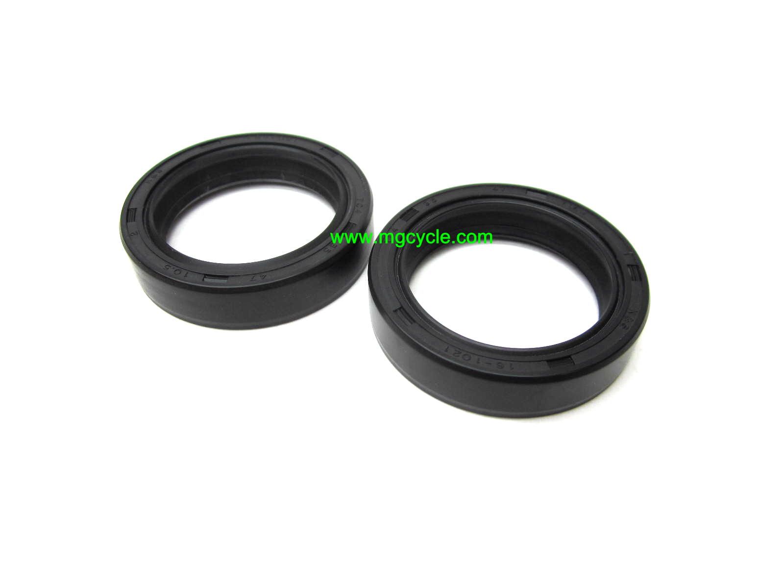 Low Friction 35mm fork seals V7 Sport T T3 Cal2 LeMans 850 SP G5