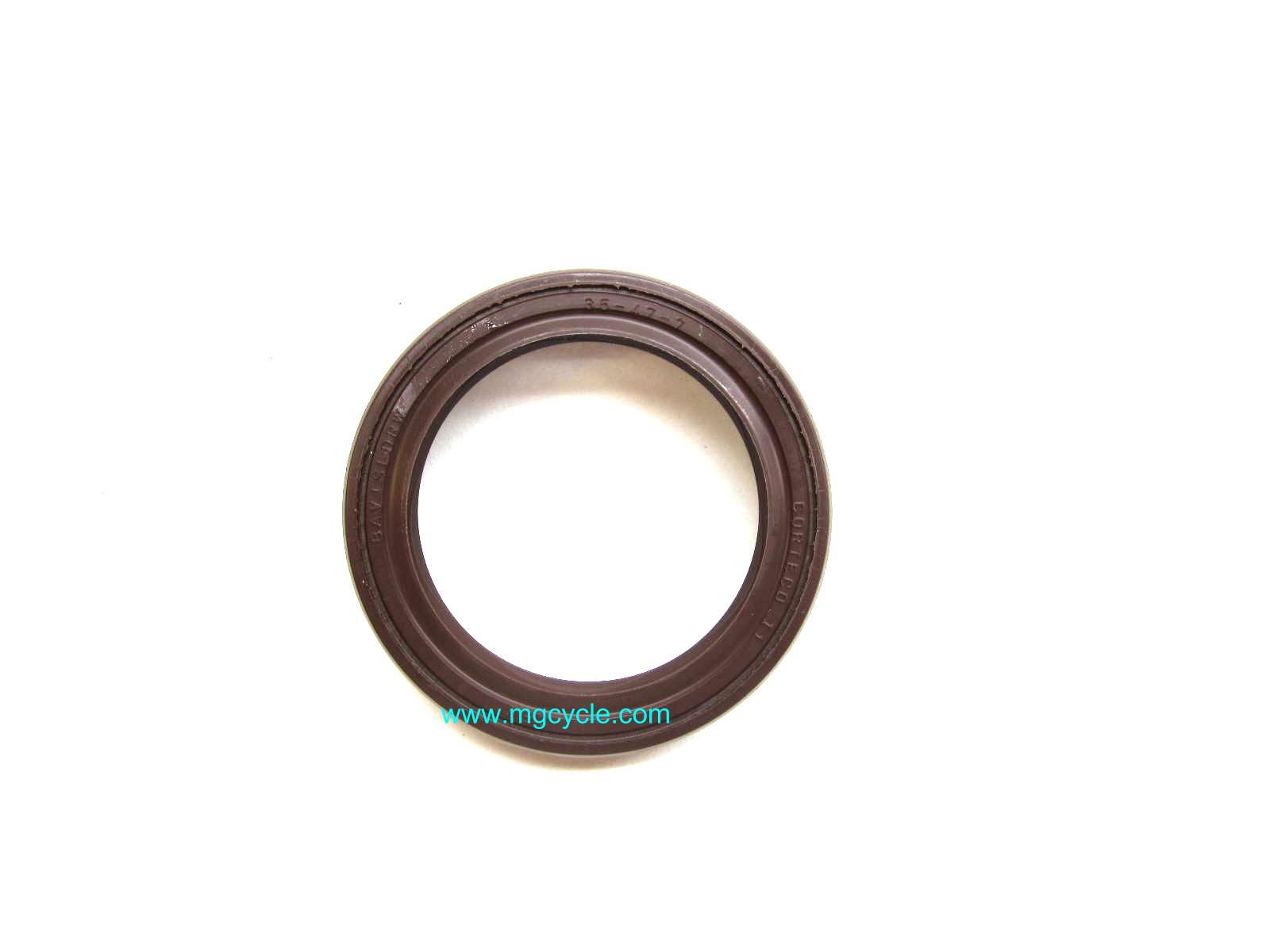 Big twin 5 speed trans input seal, double lip Viton GU90403548 - Click Image to Close