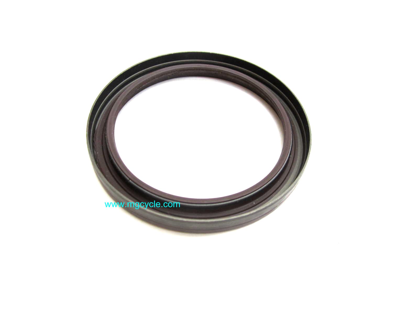 Updated large rear drive seal V7 Classic V7 Racer V7 IIs V7 IIIs