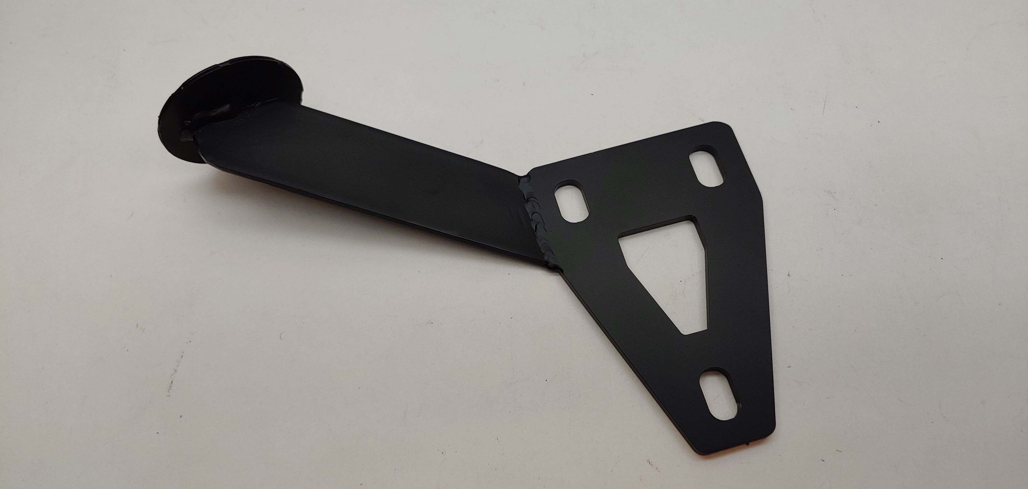 MISTRAL V7850 CENTER STAND BRACKET (SHORT BLACK PAINT)