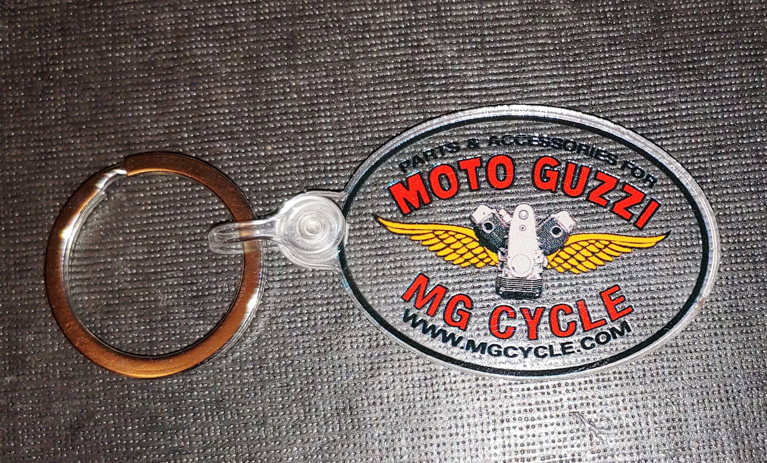 MG CYCLE keychain (oval)