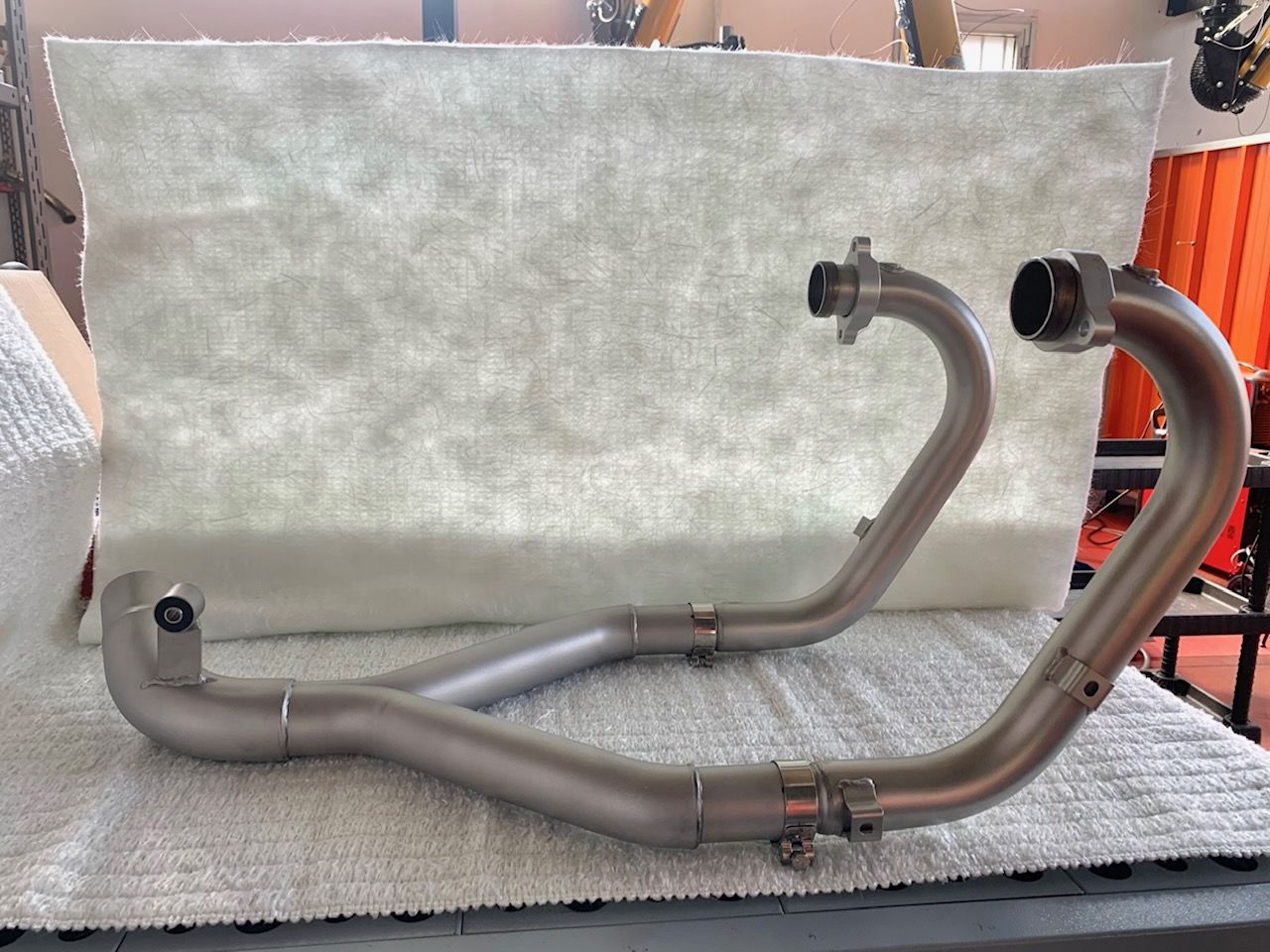 Mistral 2021 E5 V85TT kit: head pipe & Y pipe, No Catalyst