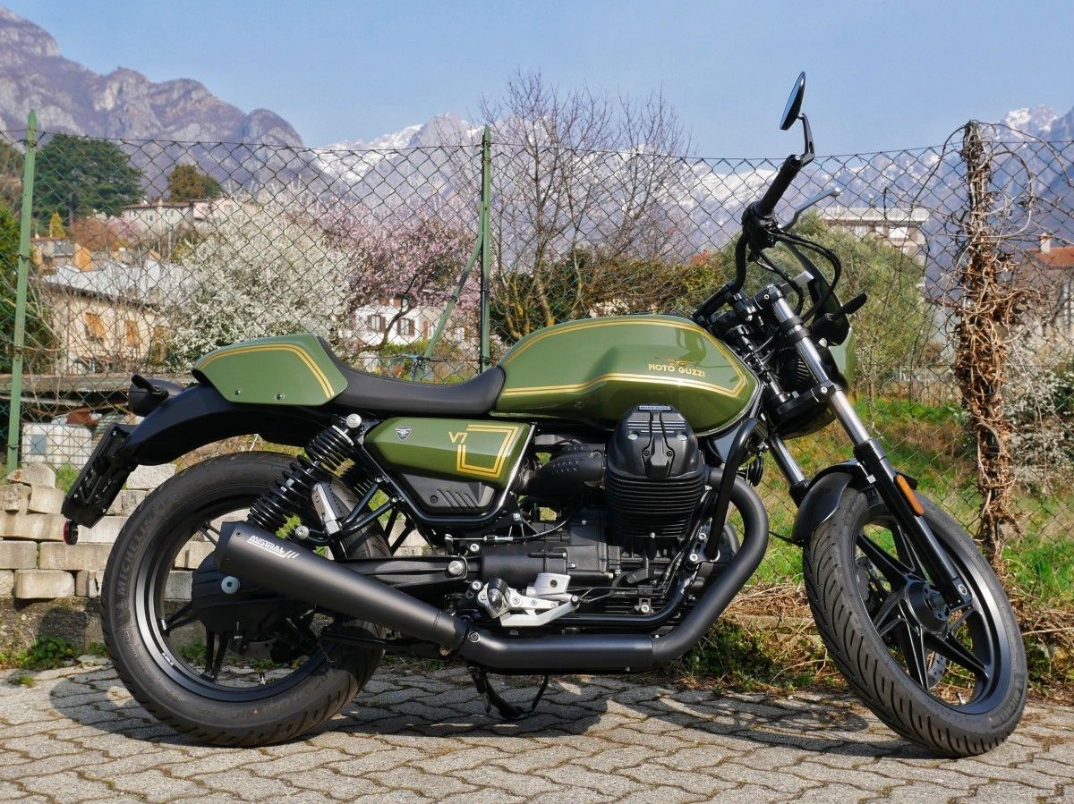 Mistral Short Avion S exhaust for V7 850 Euro 5 (black paint)