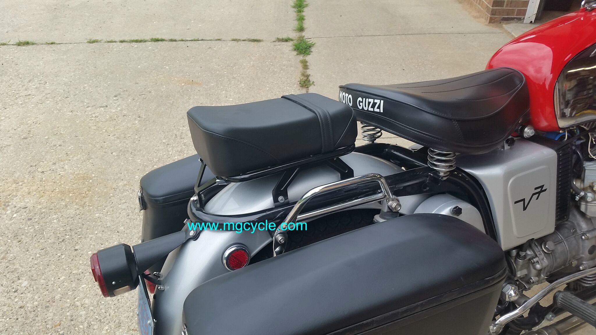 passenger seat for mounting on luggage rack