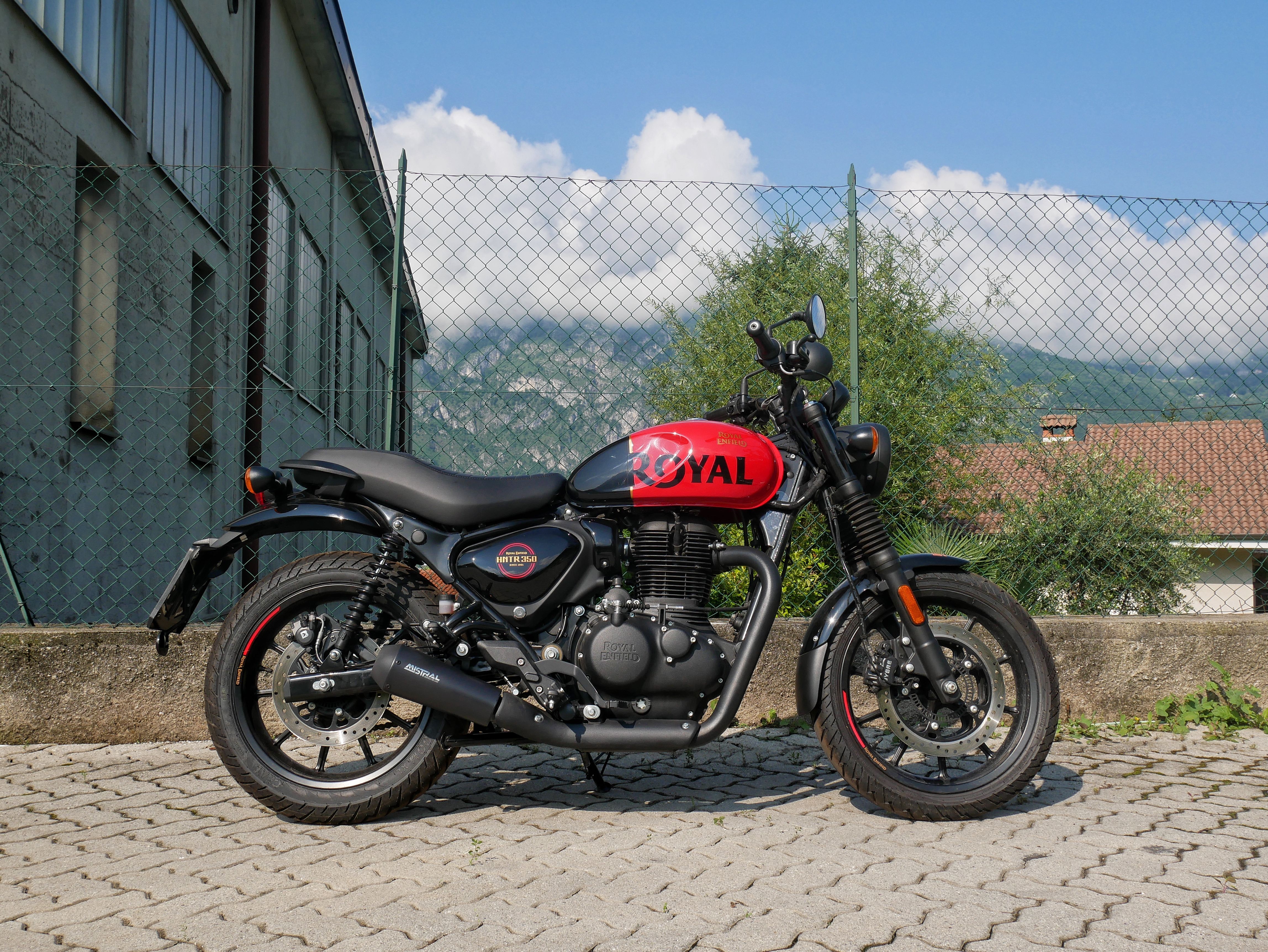 Royal Enfield Hunter 350 (black paint) conical exhaust