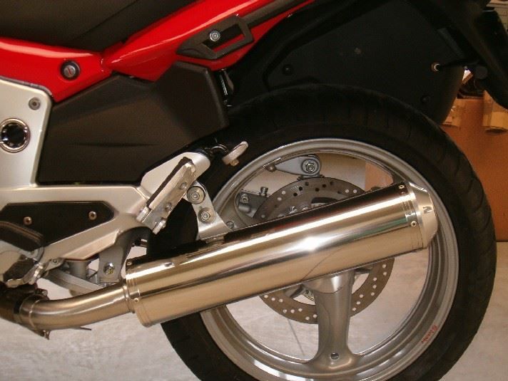 Mistral polished round stainless slip-on muffler: all Norge 1200